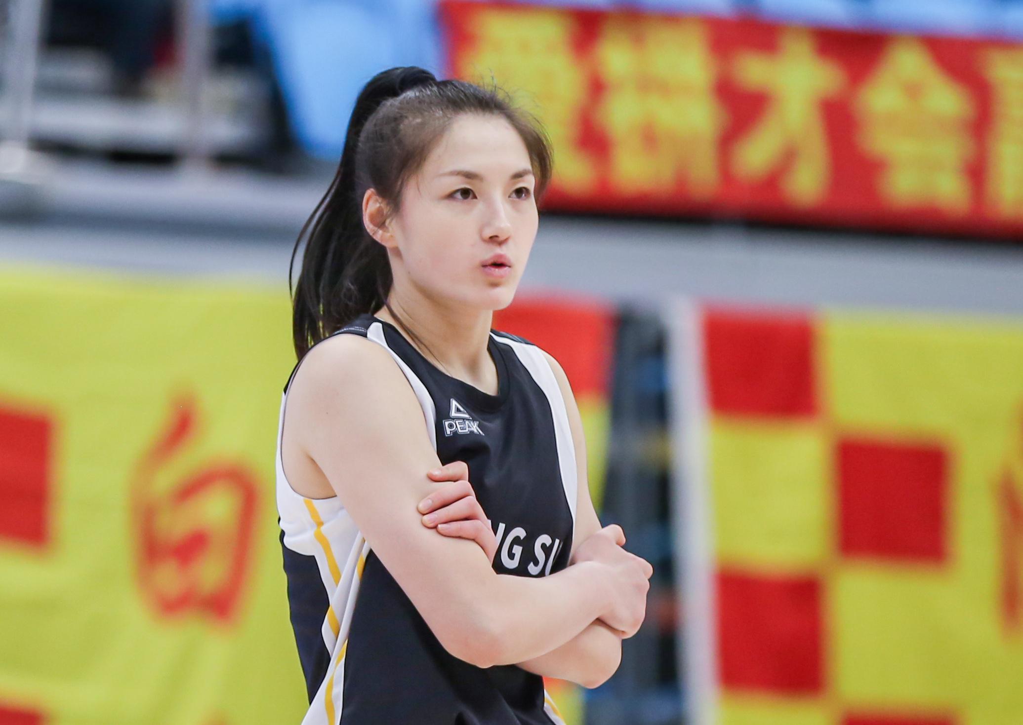 开云APp-轰15分6助+4记三分!中国女篮29岁后卫蜕变:宫鲁鸣新爱将冲冠